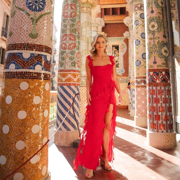 Meet your Posher, Katie - Picture 1 of 1